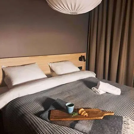Storm Hotel