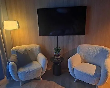 Storm ホテル Senja