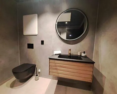Storm Hotel Senja